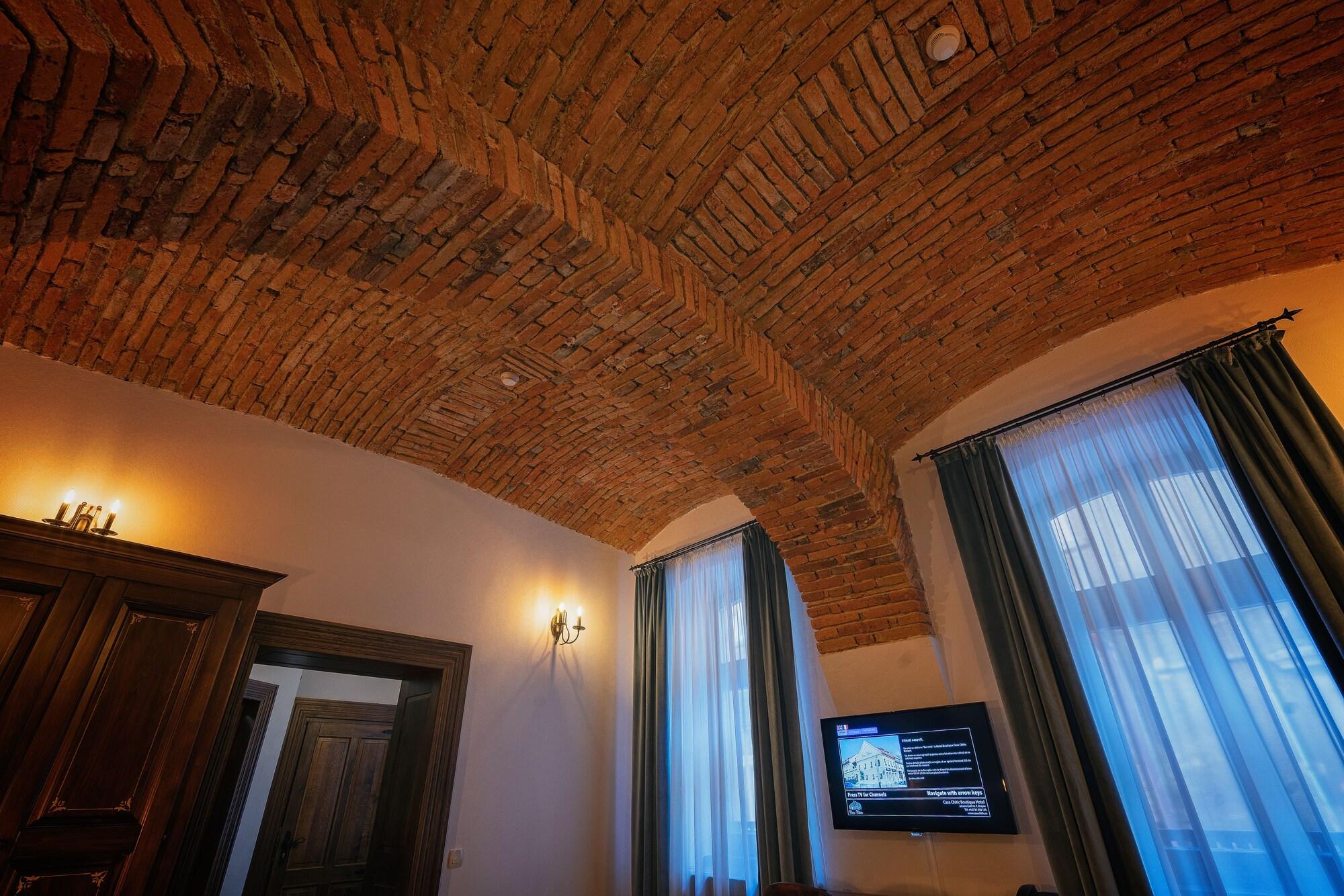 Hotel Boutique Casa Chitic -Hotel And Restaurant Str Johann Gott Nr7 Brašov Exteriér fotografie