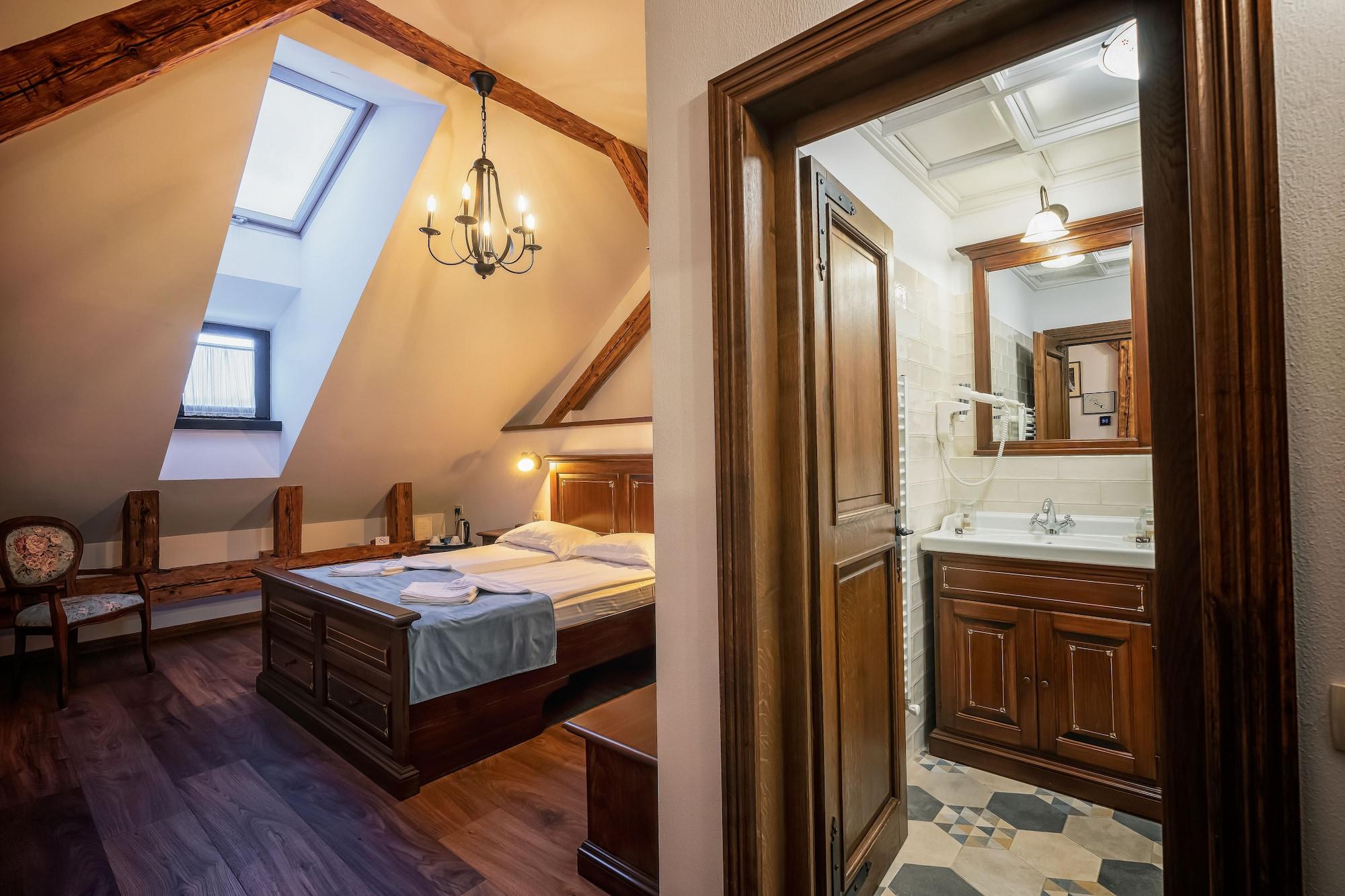Hotel Boutique Casa Chitic -Hotel And Restaurant Str Johann Gott Nr7 Brašov Exteriér fotografie