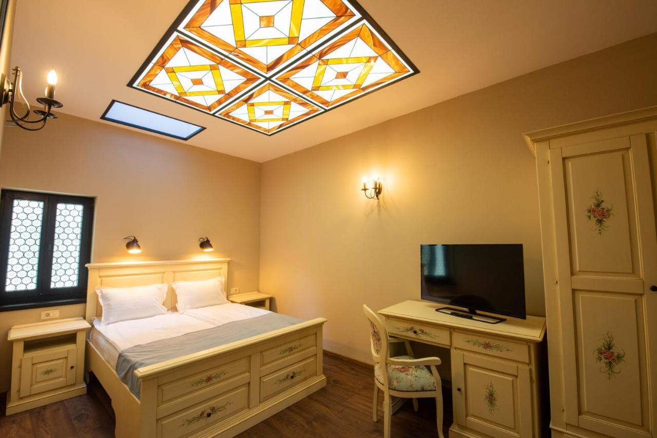 Hotel Boutique Casa Chitic -Hotel And Restaurant Str Johann Gott Nr7 Brašov Exteriér fotografie