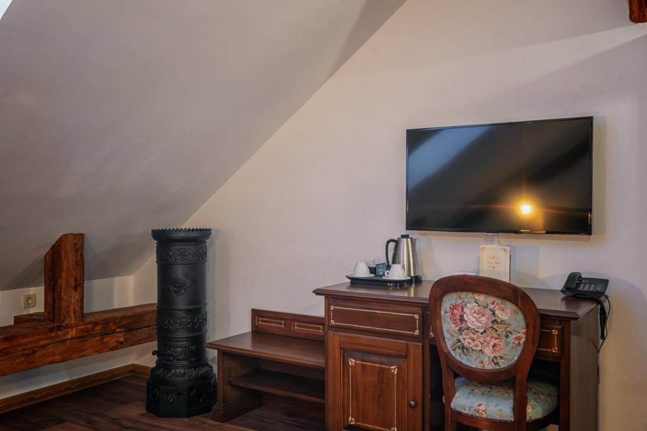 Hotel Boutique Casa Chitic -Hotel And Restaurant Str Johann Gott Nr7 Brašov Exteriér fotografie